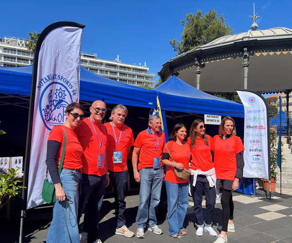 Stand des notaires sur le running expo du Nice Semi Marathon